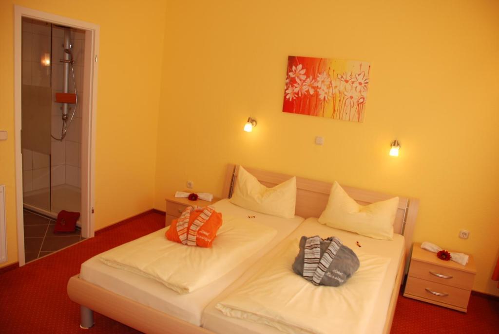 Hotel Heissinger Bad Berneck im Fichtelgebirge Δωμάτιο φωτογραφία