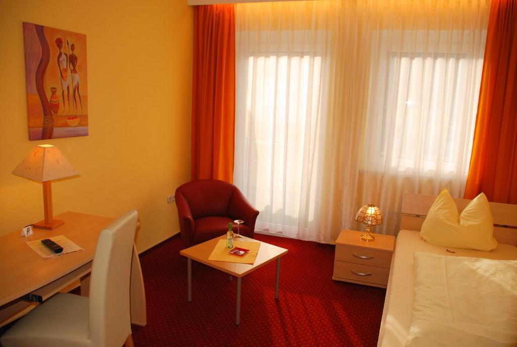 Hotel Heissinger Bad Berneck im Fichtelgebirge Δωμάτιο φωτογραφία