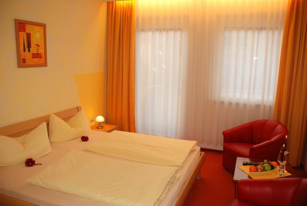 Hotel Heissinger Bad Berneck im Fichtelgebirge Δωμάτιο φωτογραφία