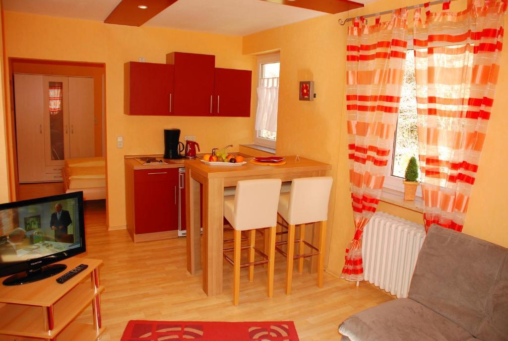 Hotel Heissinger Bad Berneck im Fichtelgebirge Δωμάτιο φωτογραφία